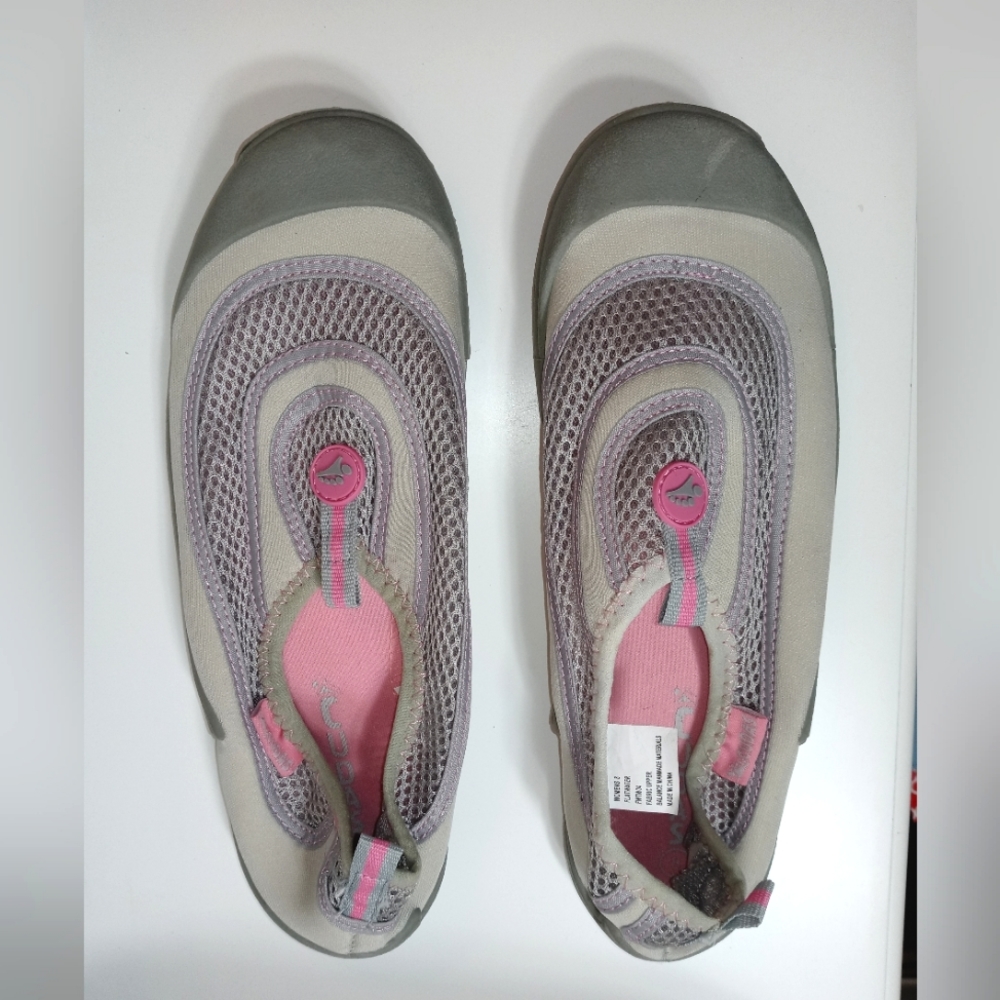 Cudas Grey and Pink Mesh Water Shoes Size 8